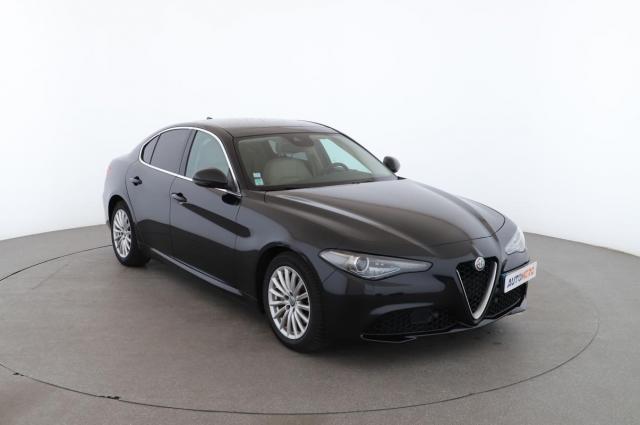 Alfa Romeo Giulia image 2