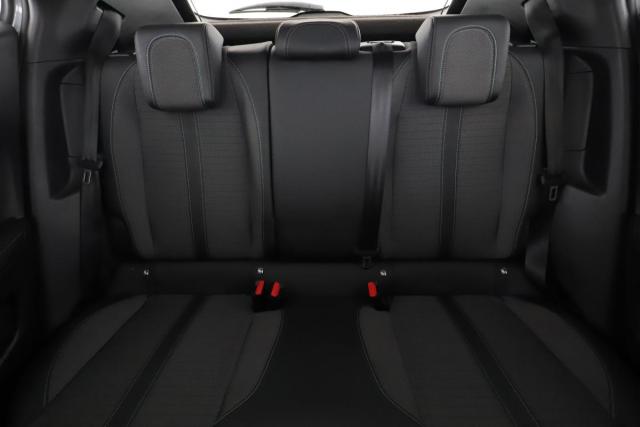 Peugeot 2008 image 7