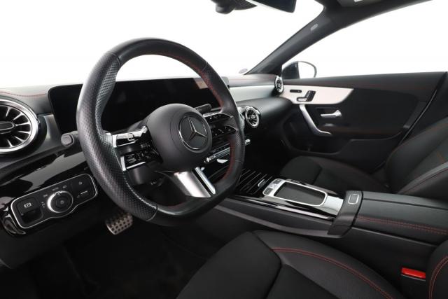 Mercedes Benz Cla Shooting Brake image 9