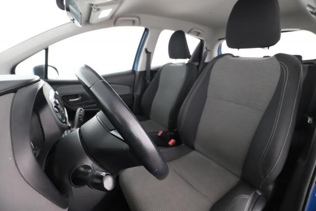 Toyota Yaris image 6