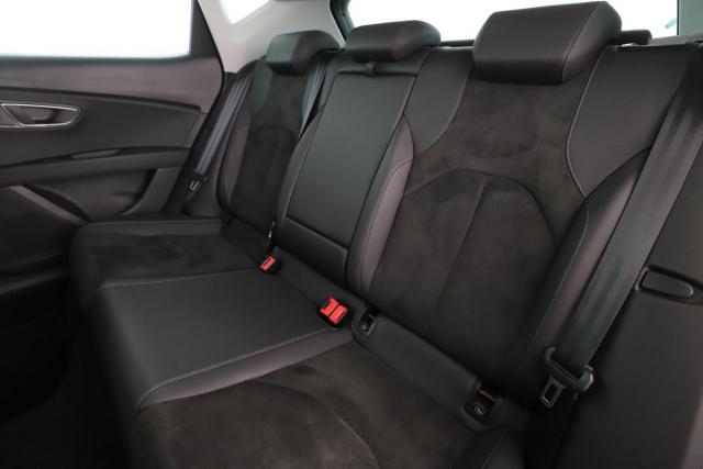 Seat Leon image 3