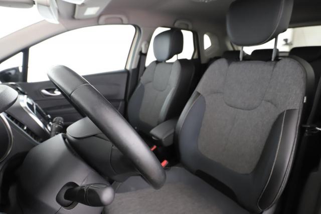 Renault Captur image 8