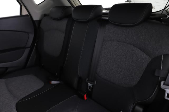 Renault Captur image 1
