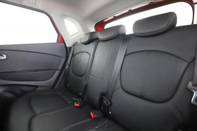 Renault Captur image 8