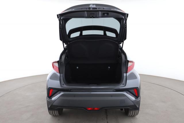 Toyota C-Hr image 7