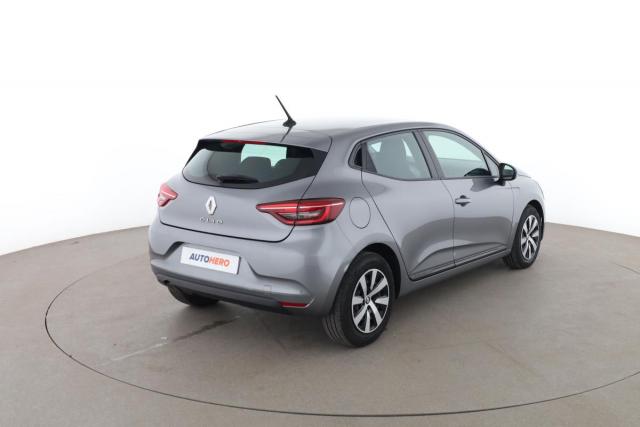Renault Clio image 9