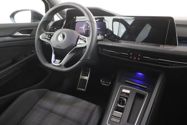 Volkswagen Golf image 9