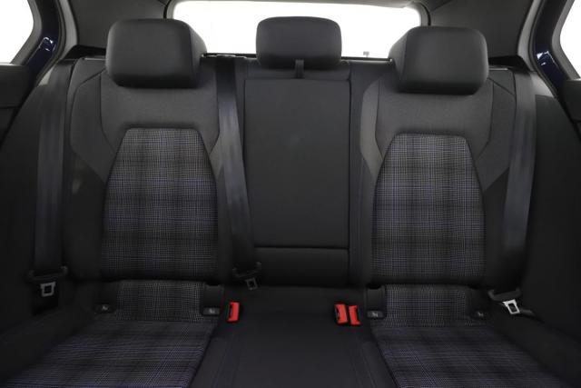 Volkswagen Golf image 7
