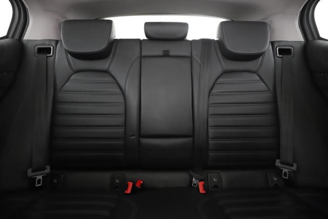 Alfa Romeo Stelvio image 8