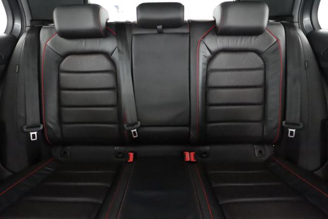 Volkswagen Golf image 5