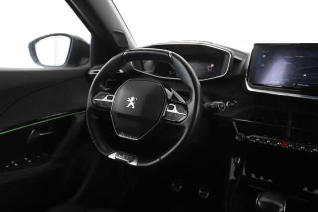 Peugeot 2008 image 3