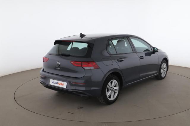 Volkswagen Golf image 4