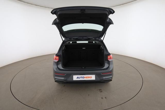 Volkswagen Golf image 3