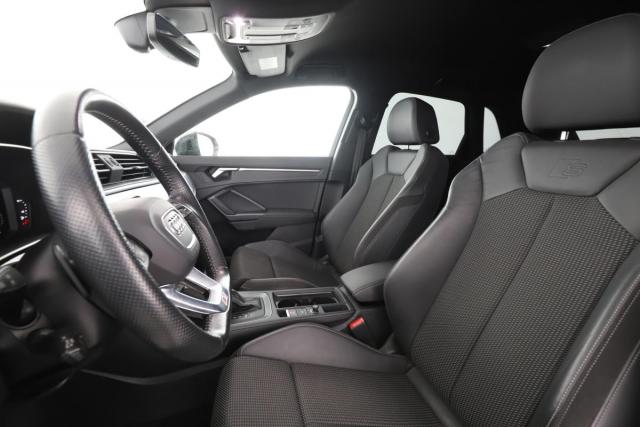 Audi Q3 image 6