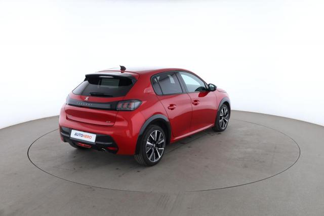 Peugeot 208 image 5