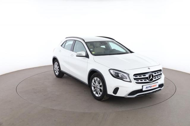 Mercedes Benz Gla image 3