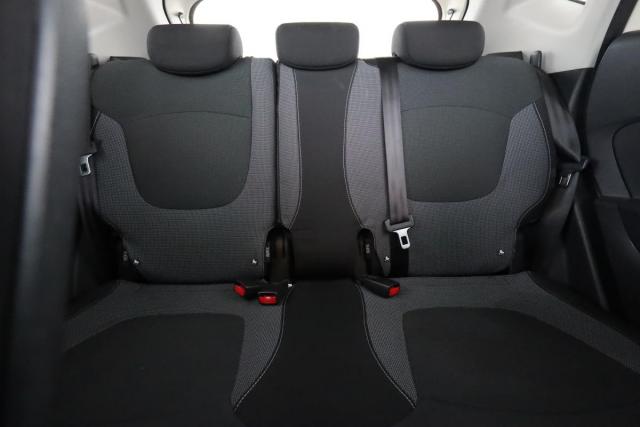 Renault Captur image 1