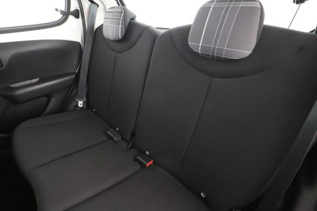 Peugeot 108 image 1