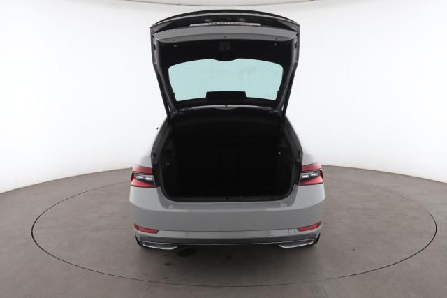 Skoda Superb image 3