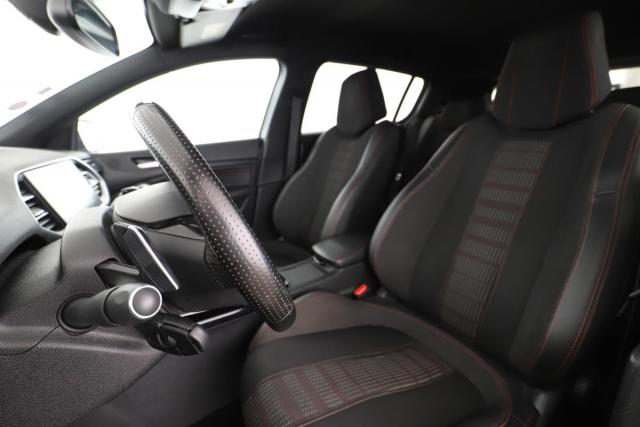 Peugeot 308 image 3