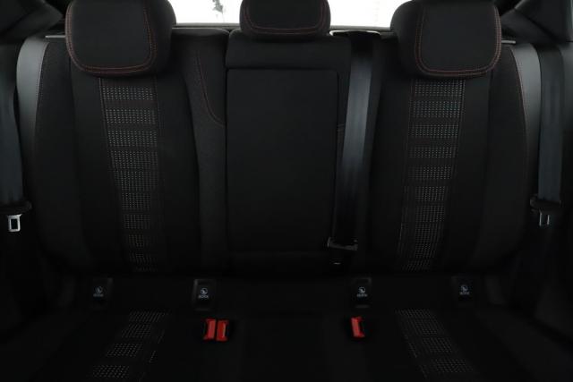 Peugeot 308 image 8