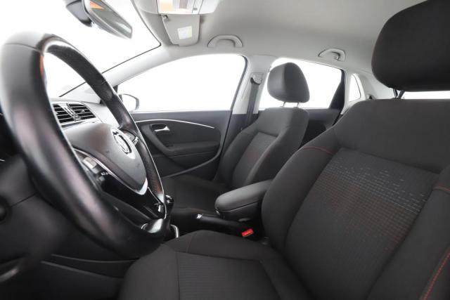 Volkswagen Polo image 8