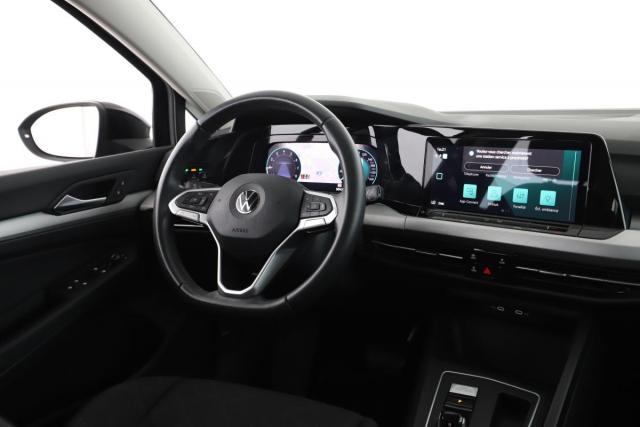 Volkswagen Golf image 9
