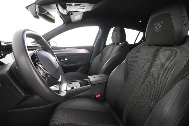 Peugeot 308 image 2