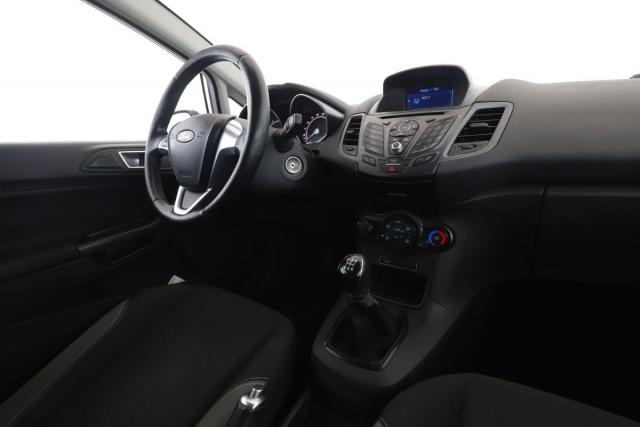 Ford Fiesta image 8