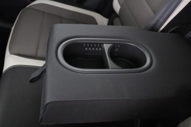 Volkswagen T-Roc image 5