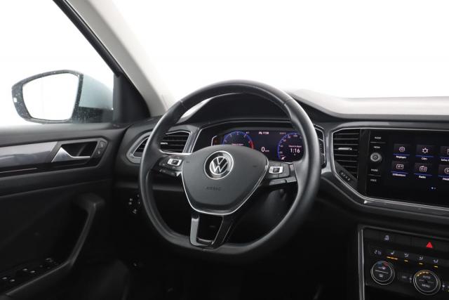 Volkswagen T-Roc image 4