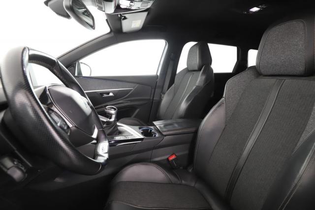 Peugeot 5008 image 3