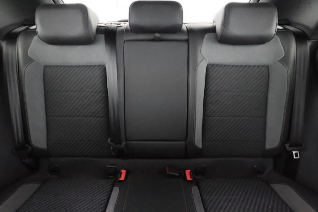 Volkswagen T-Roc image 7