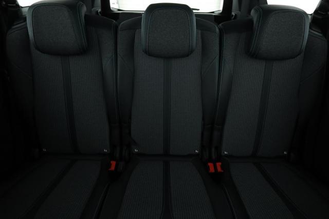 Peugeot 5008 image 7