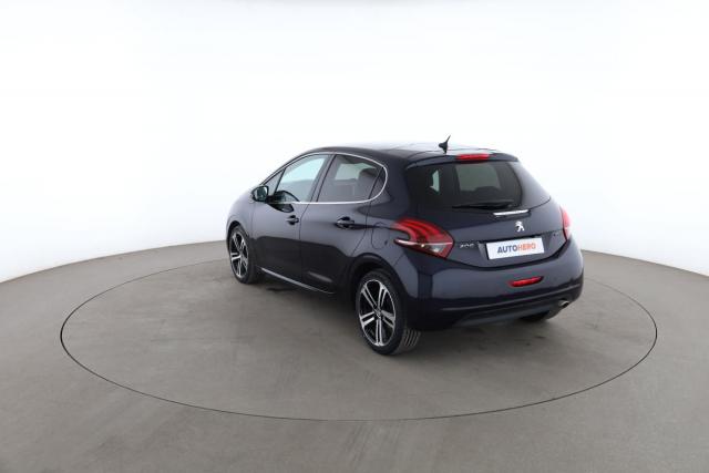 Peugeot 208 image 3