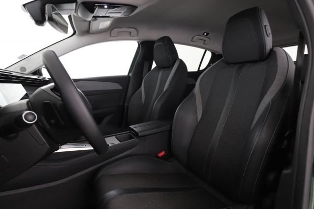 Peugeot 308 image 7