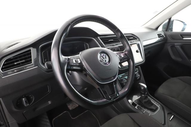 Volkswagen Tiguan image 8