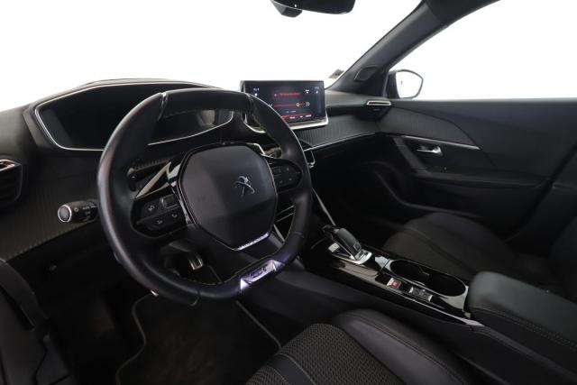 Peugeot 2008 image 9
