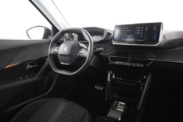 Peugeot 2008 image 1