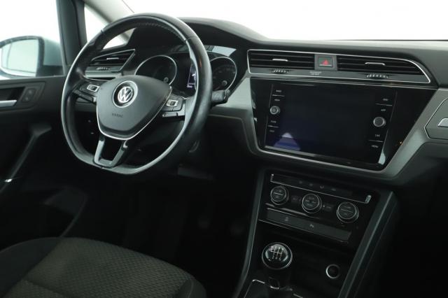 Volkswagen Touran image 5