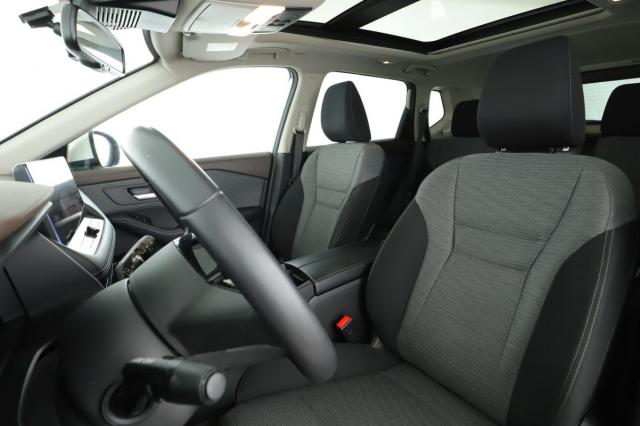 Nissan X-Trail image 8