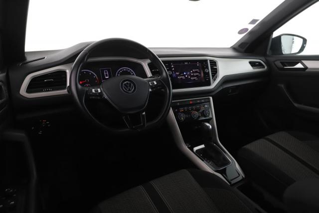 Volkswagen T-Roc image 6