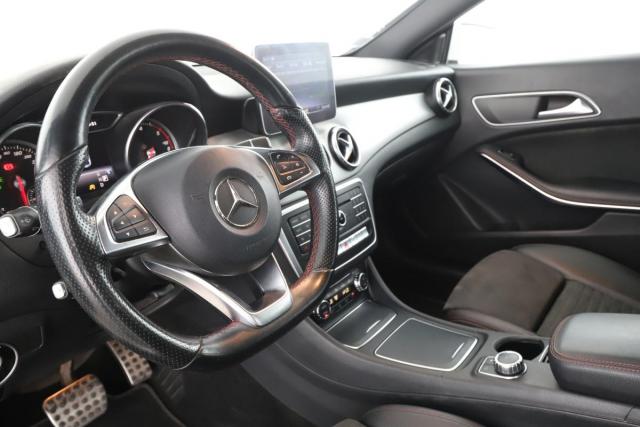Mercedes Benz Cla image 6