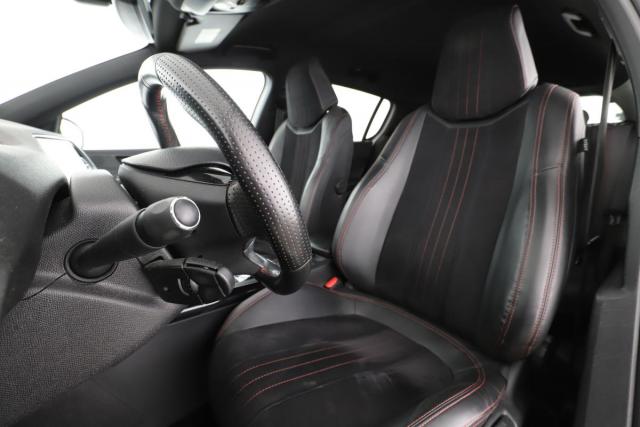 Peugeot 308 image 8