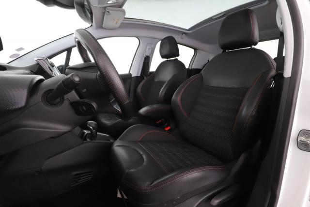 Peugeot 208 image 3