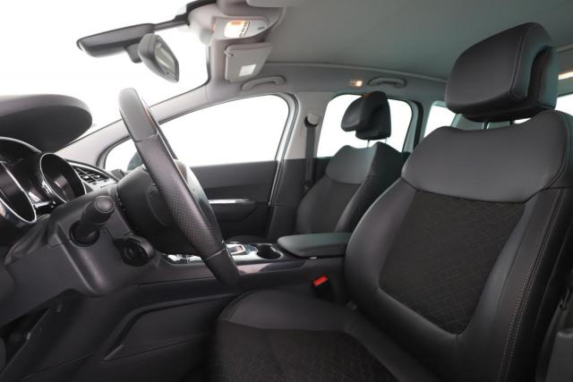 Peugeot 3008 image 2