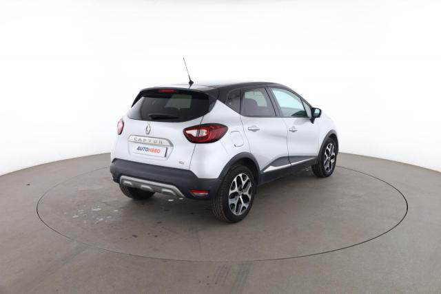 Renault Captur image 8