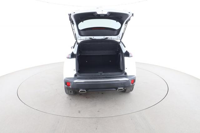 Peugeot 2008 image 8