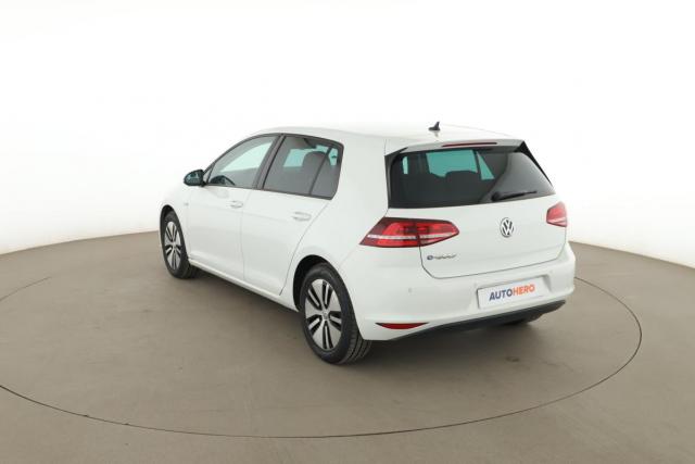 Volkswagen Golf image 6