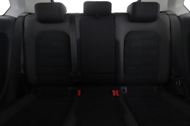 Volkswagen Golf image 1